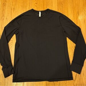 Lululemon Black Long Sleeve Shirt slightly stripped logo size large